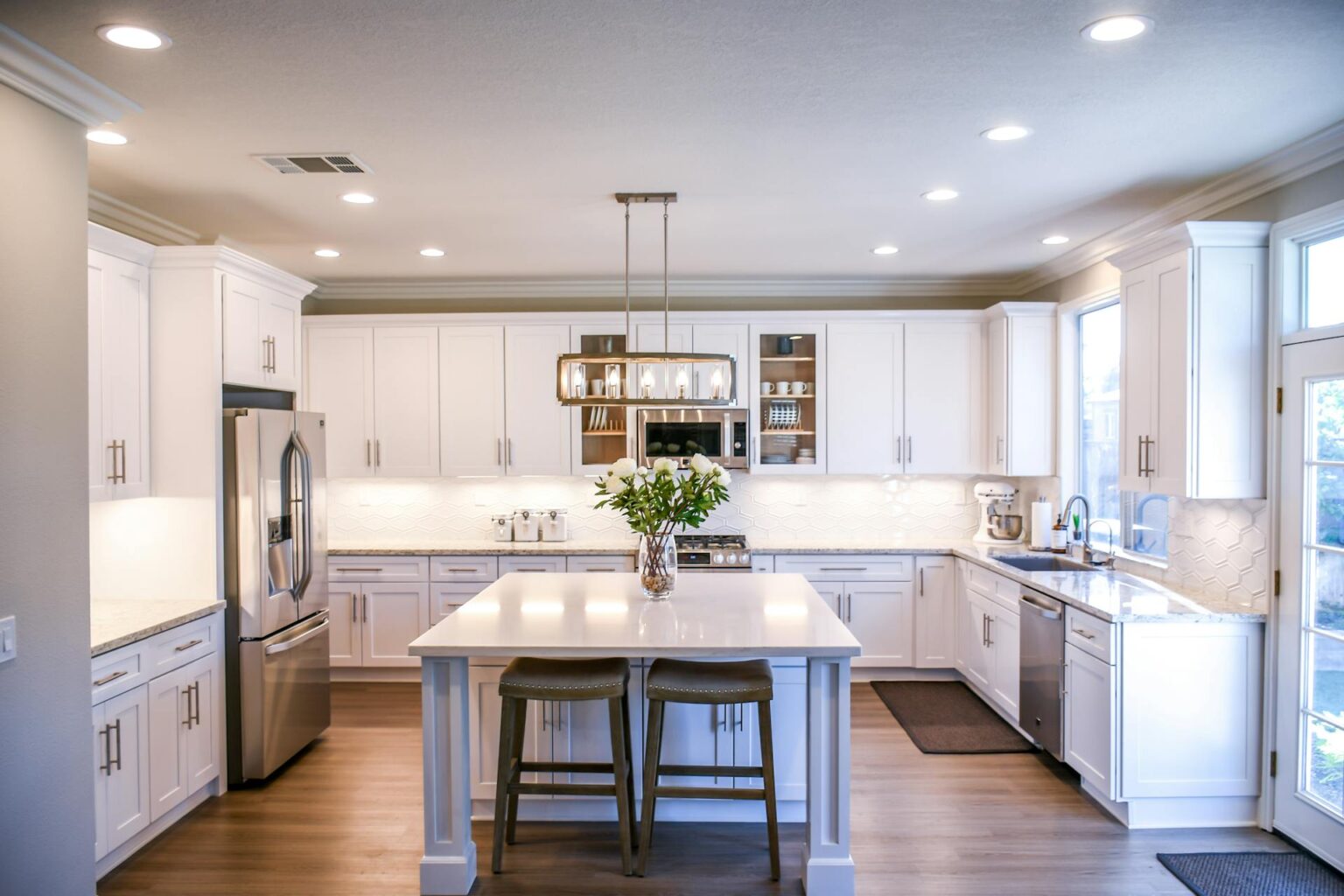 Two-Tone Cabinetry Design